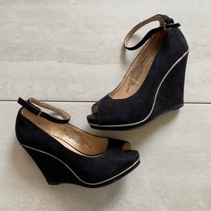 Black Platform Wedges